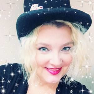 Meet your Posher, Stacee